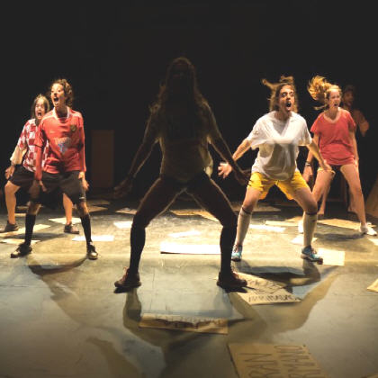 LOS BANCOS REGALAN SANDWICHERAS Y CHORIZOS