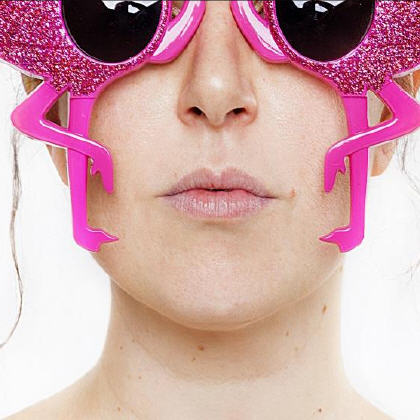 UN CINE ARDE Y DIEZ PERSONAS ARDEN