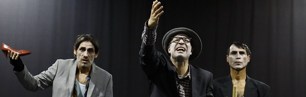 ILUSIA. TEATRO FANT�STICO DE OBJETOS