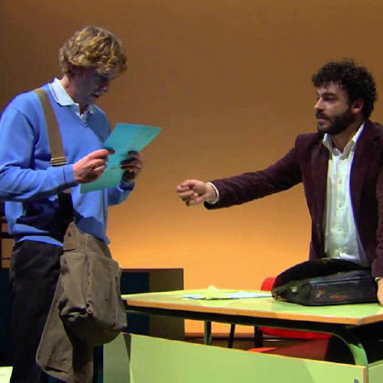 EL CHICO DE LA �LTIMA FILA