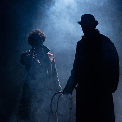 LA MUJER DE NEGRO - CRIRICA VERSI�N 2014